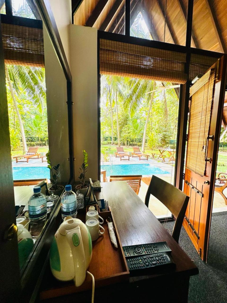 Elegant Hamlets Home Stay ชิลอว์ ภายนอก รูปภาพ