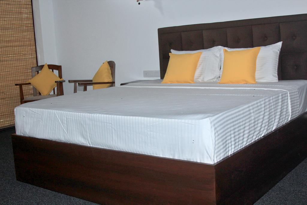 Elegant Hamlets Home Stay ชิลอว์ ภายนอก รูปภาพ