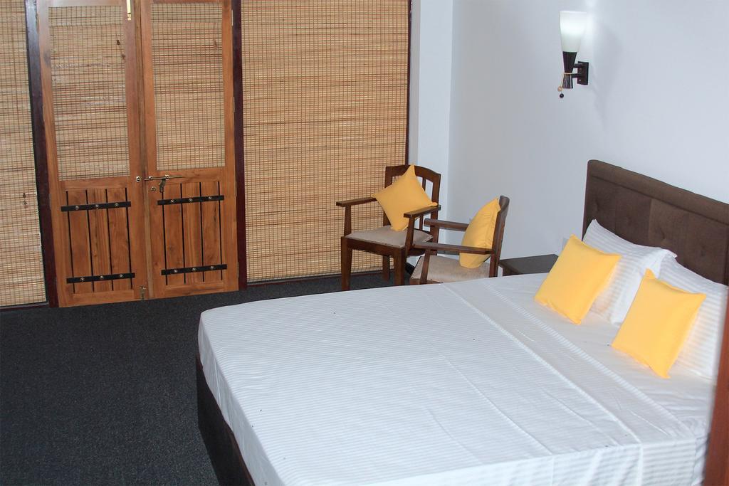 Elegant Hamlets Home Stay ชิลอว์ ภายนอก รูปภาพ
