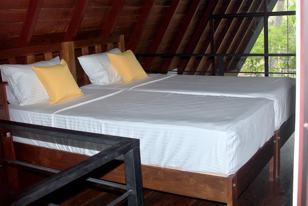 Elegant Hamlets Home Stay ชิลอว์ ภายนอก รูปภาพ